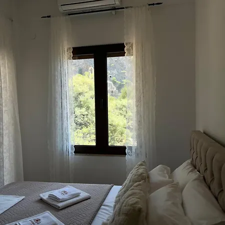 Artemisa House 公寓 *