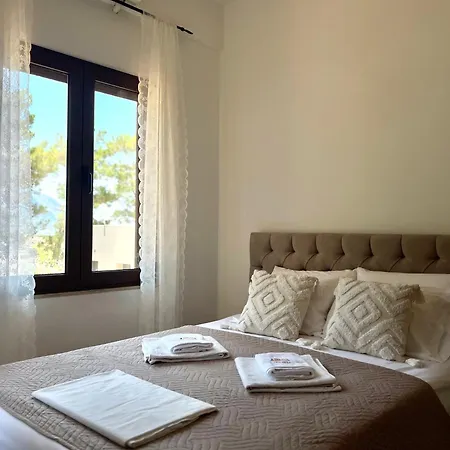 Artemisa House Apartman